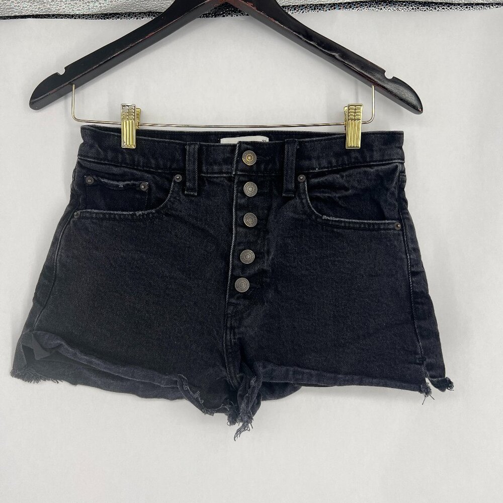 Abercrombie - The Mom Short High Rise - Size 27